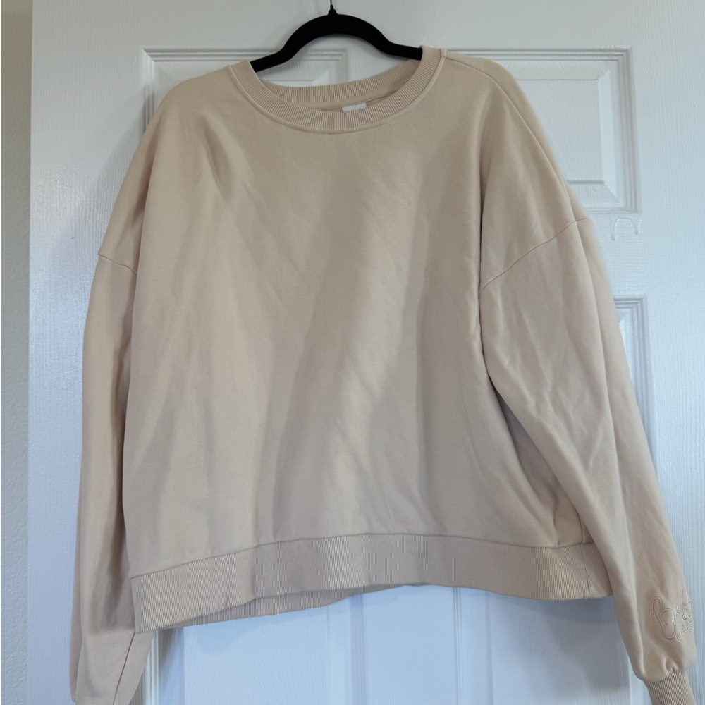 Buffbunny Cloud Pullover